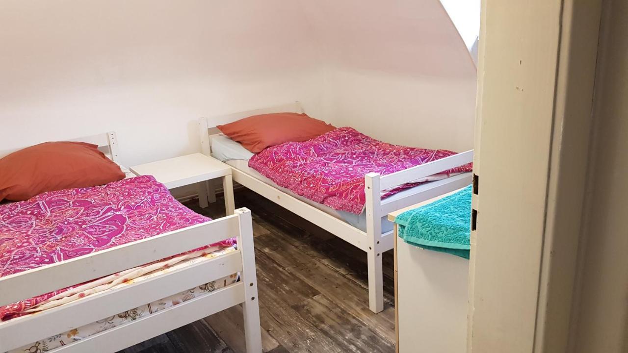 Handwerker Unterkunft Monteurzimmer Mit Gemeinschaftsbad In Brebach Saarbrücken Esterno foto